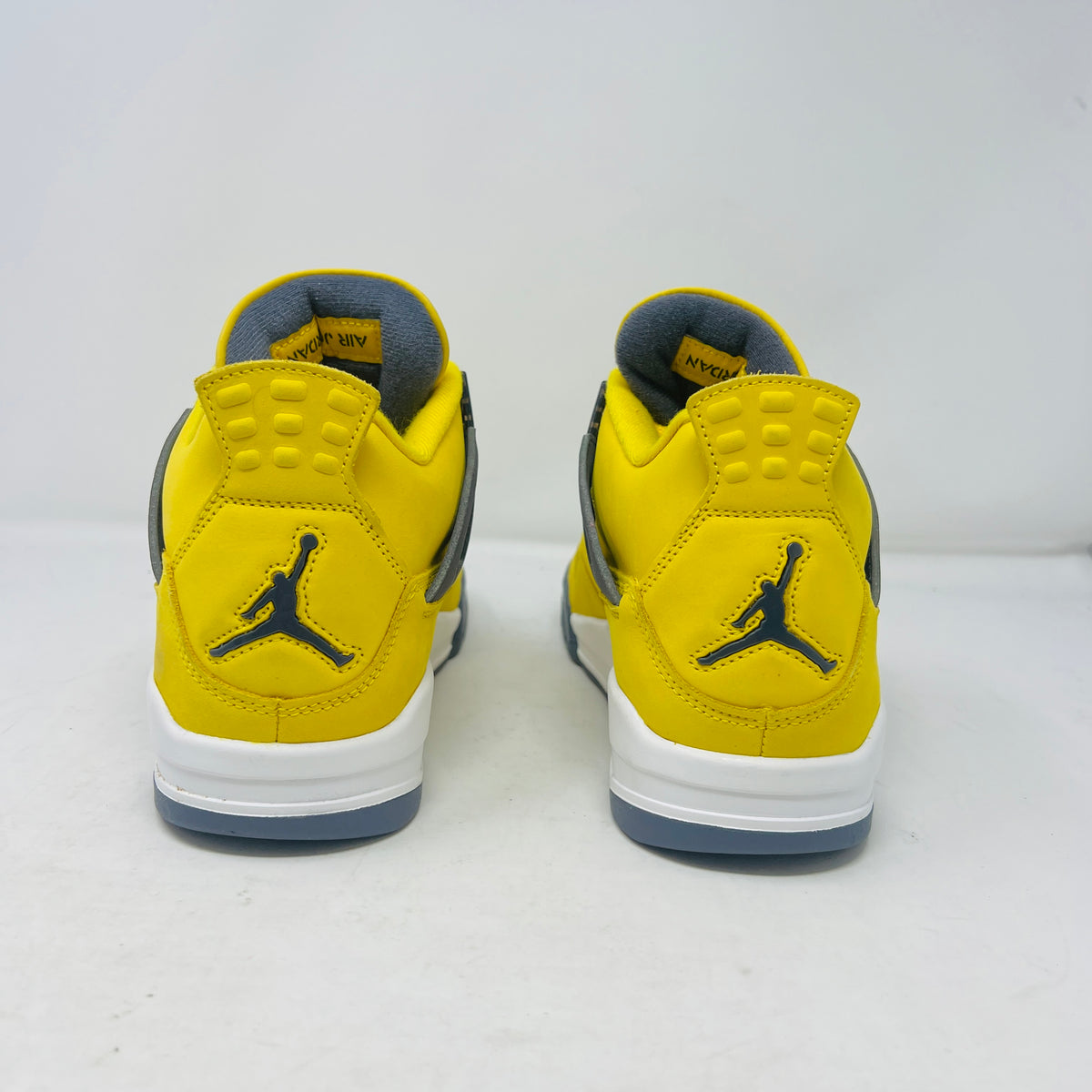 Jordan 4 Retro Lightning
