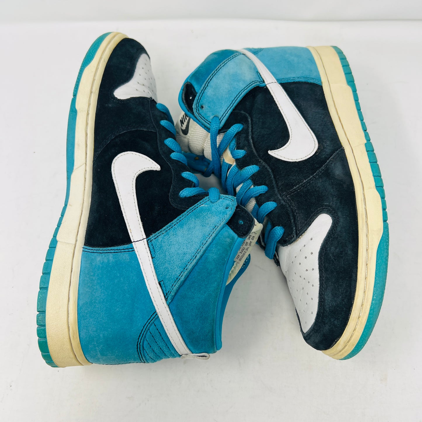 Nike SB Dunk High Send Help