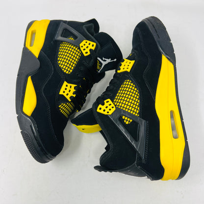 Jordan 4 Retro Thunder (2023)