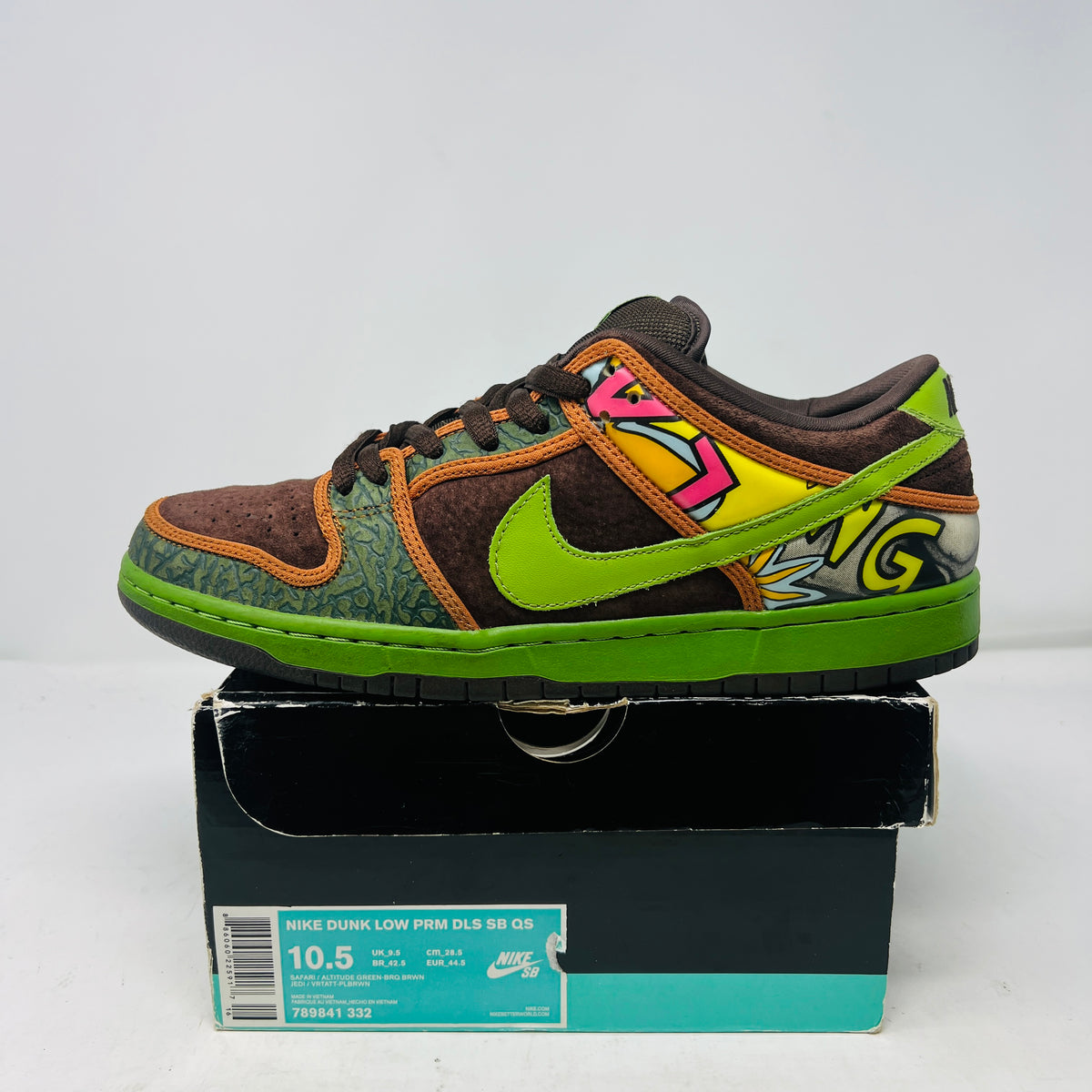 Nike SB Dunk Low De La Soul (2015)