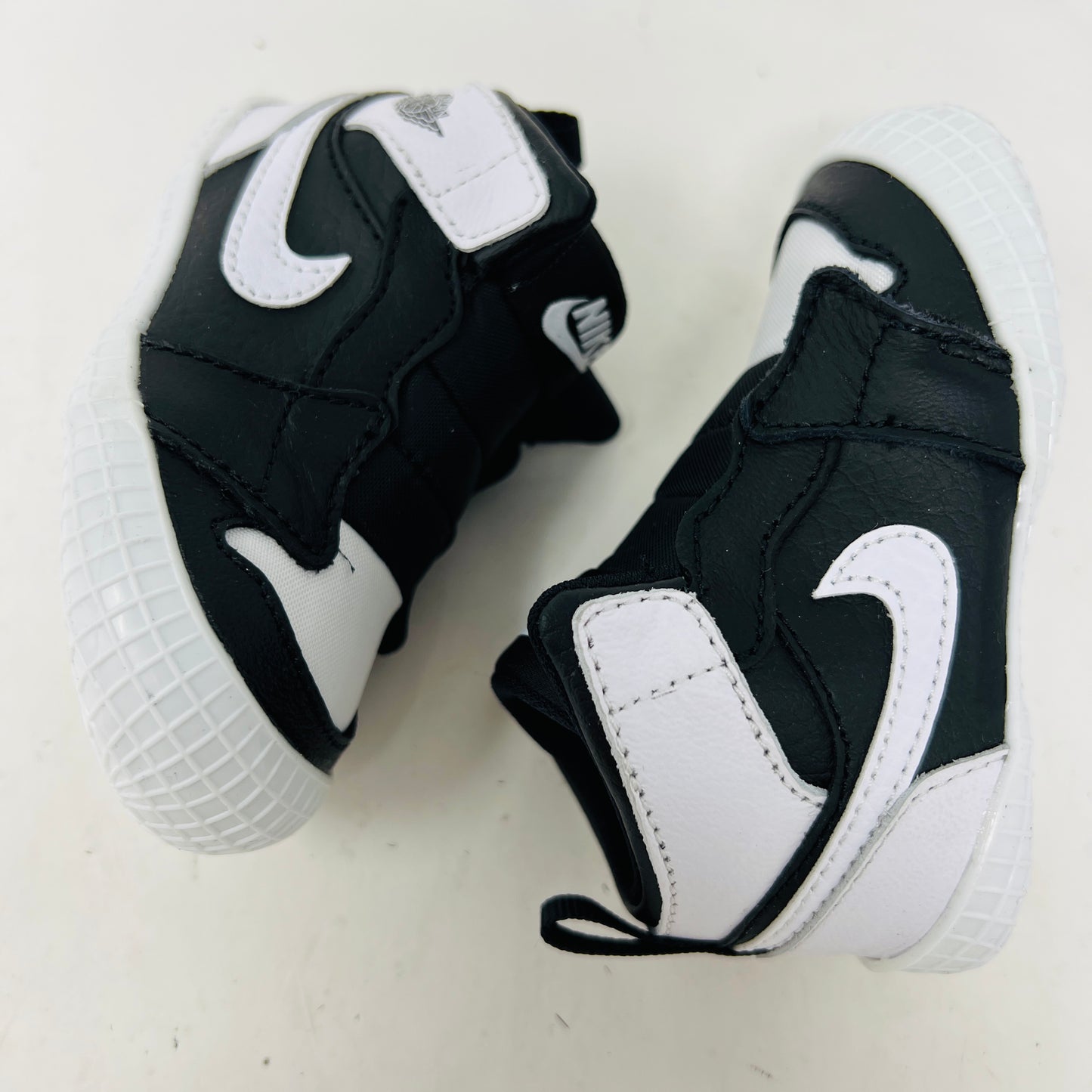 Jordan 1 Crib Bootie Black White (I)