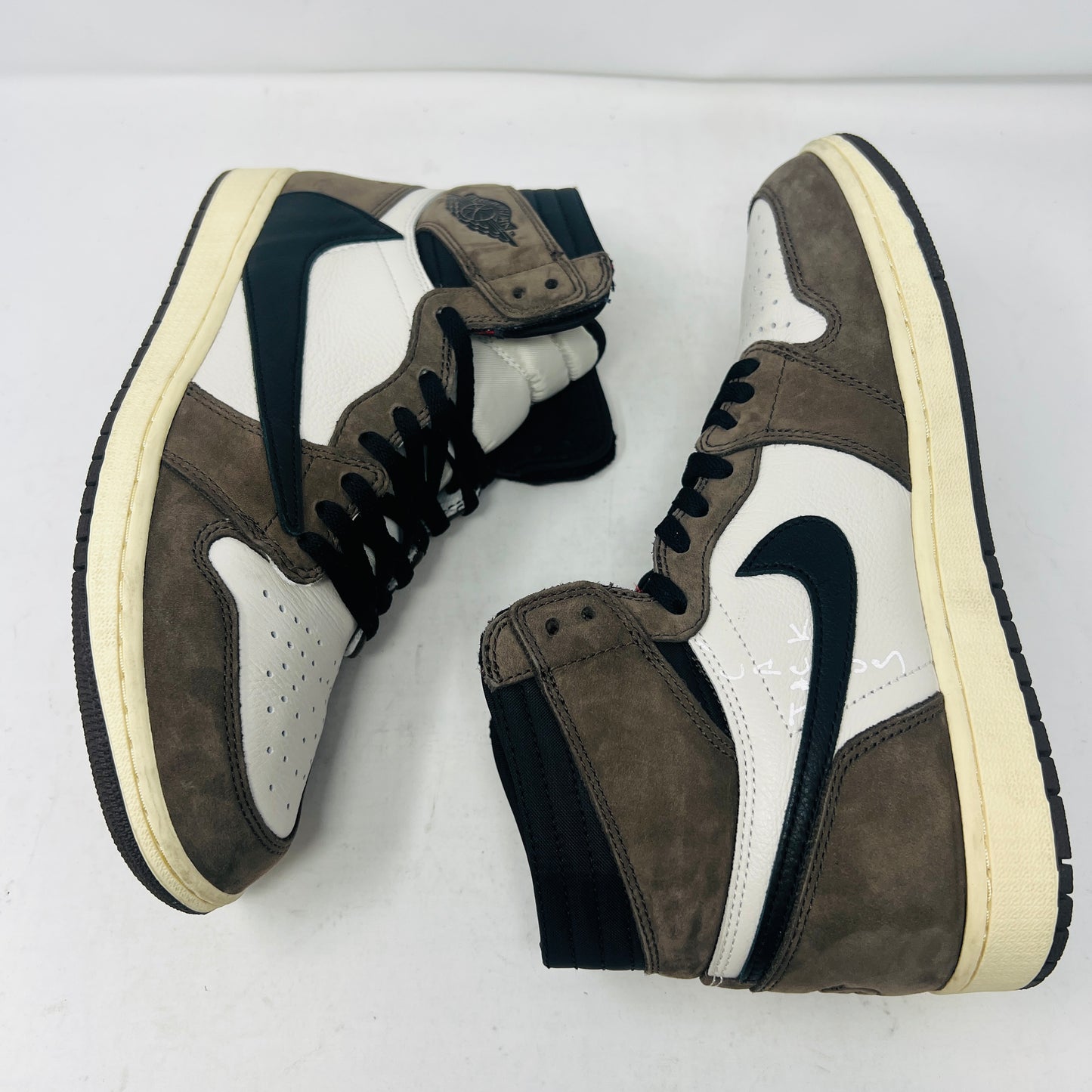 Jordan 1 Retro High OG SP Travis Scott Mocha