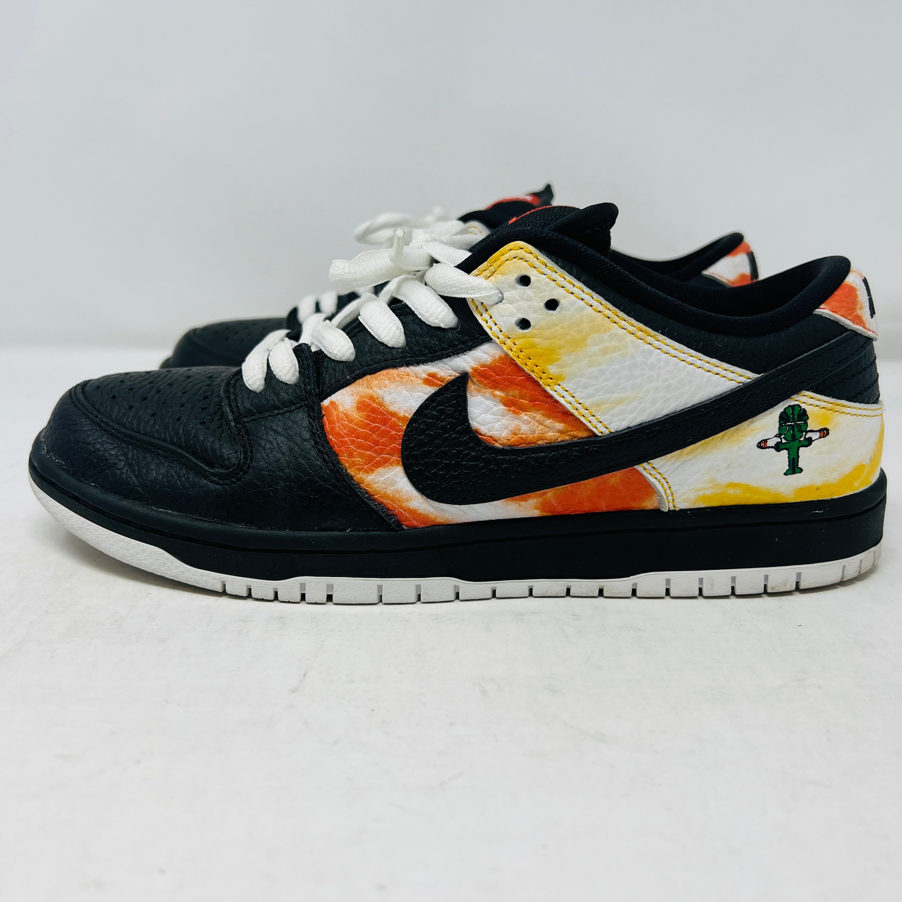 Nike SB Dunk Low Raygun Tie-Dye Black – Holy Ground