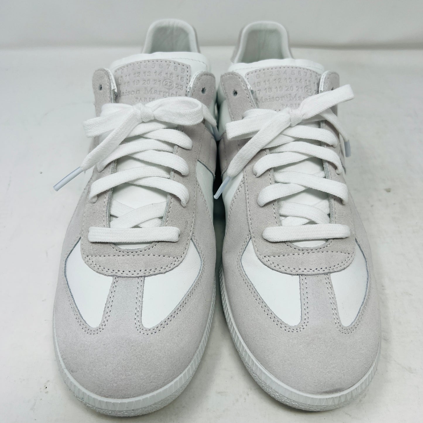 Maison Margiela Replica Off White