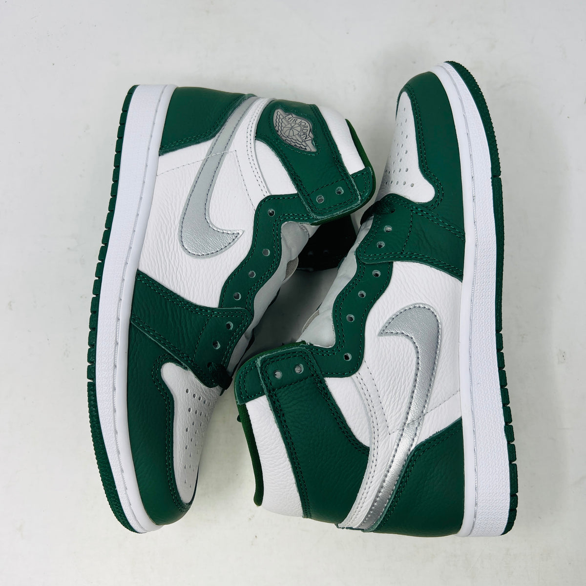 Jordan 1 Retro High OG Gorge Green
