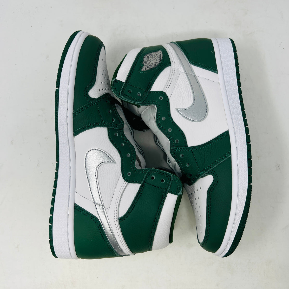 Jordan 1 Retro High OG Gorge Green