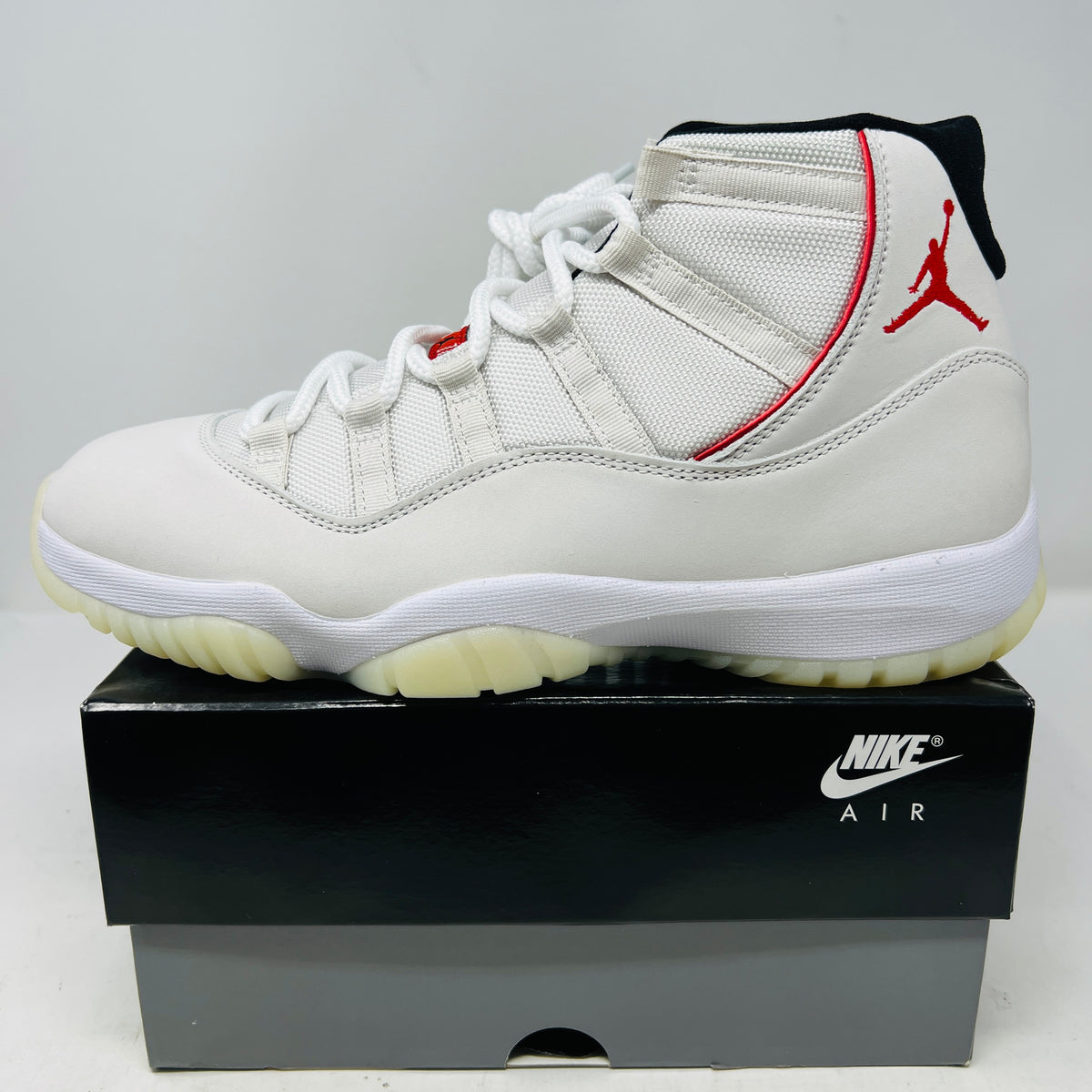 Jordan 11 Retro Platinum Tint