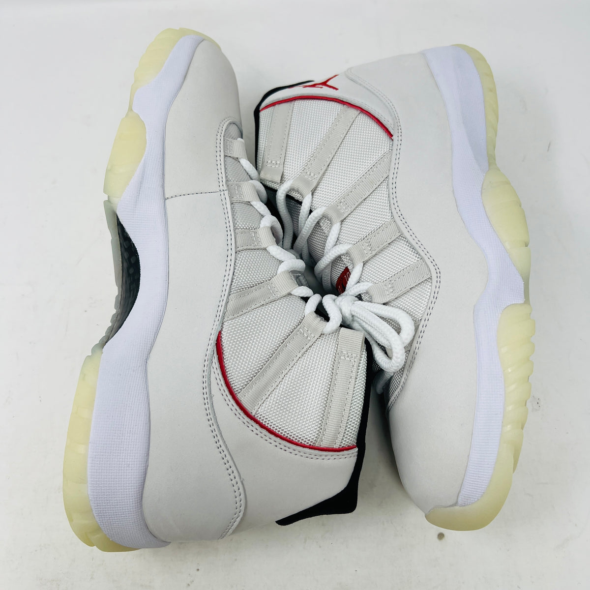 Jordan 11 Retro Platinum Tint