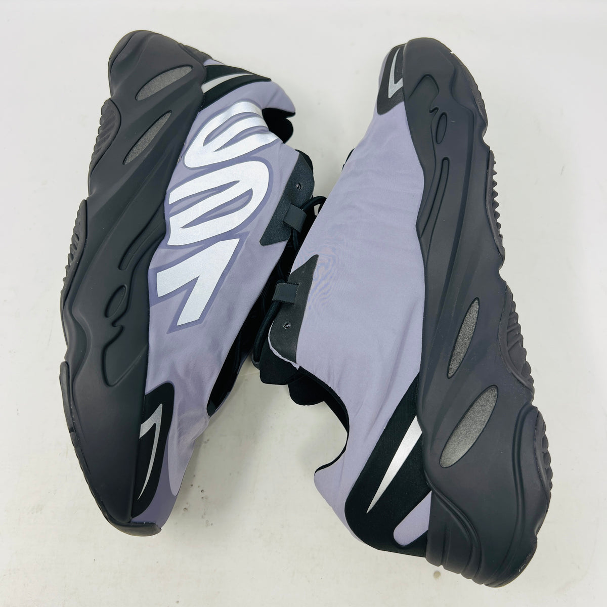 adidas Yeezy Boost 700 MNVN Geode