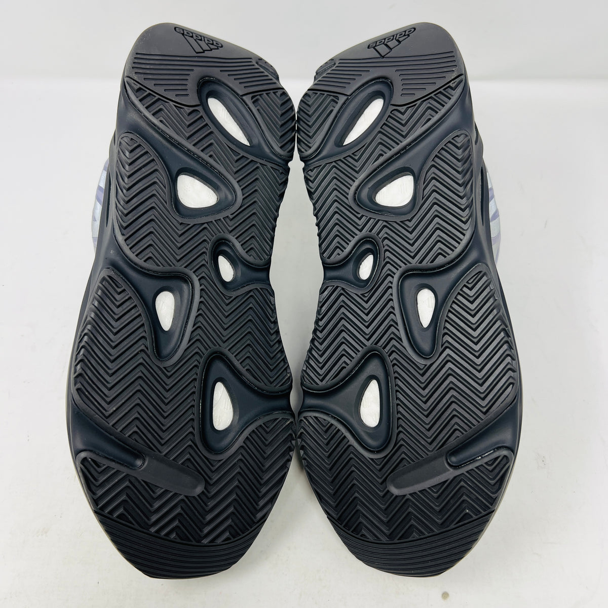 adidas Yeezy Boost 700 MNVN Geode