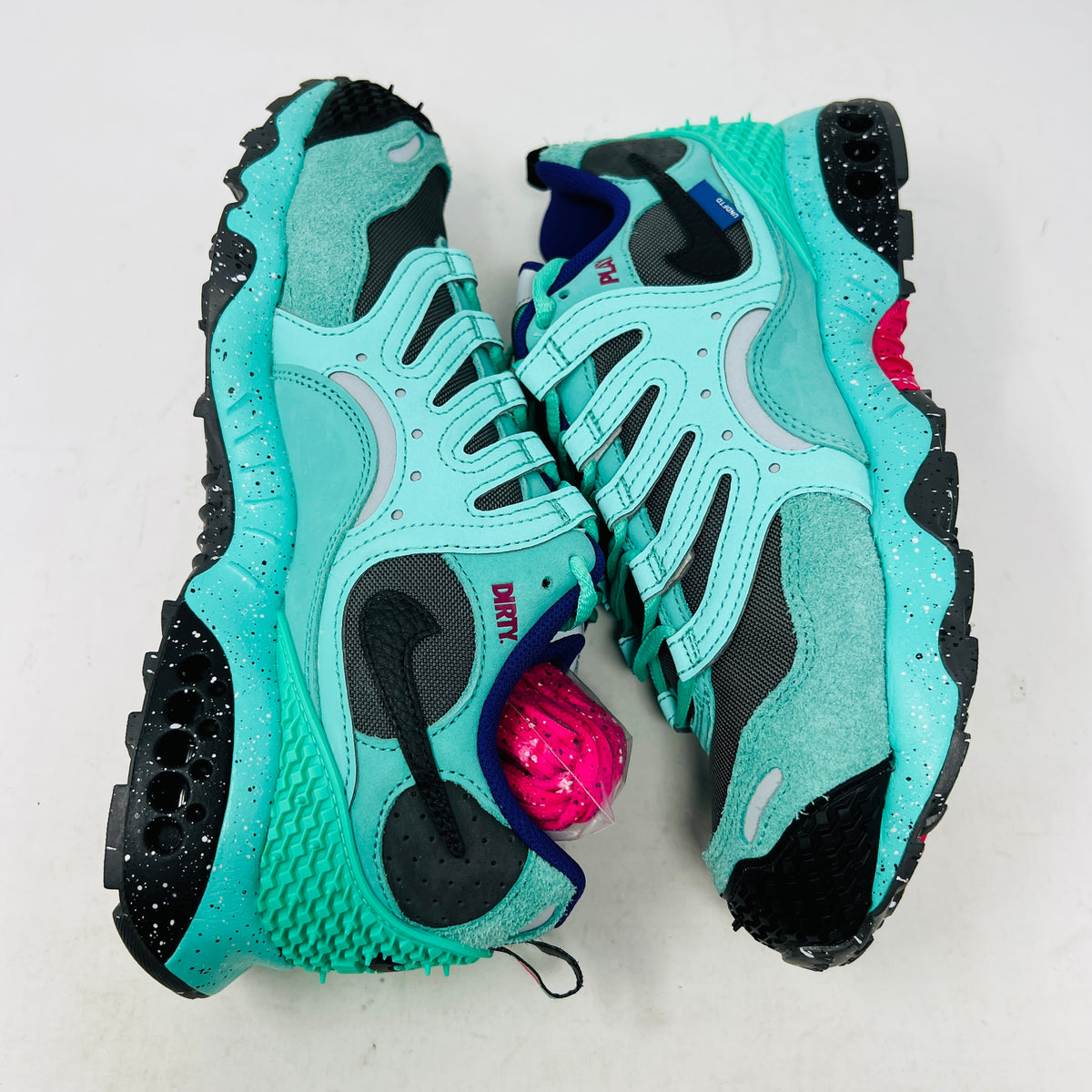 Nike Air Terra Humara Undefeated Light Menta