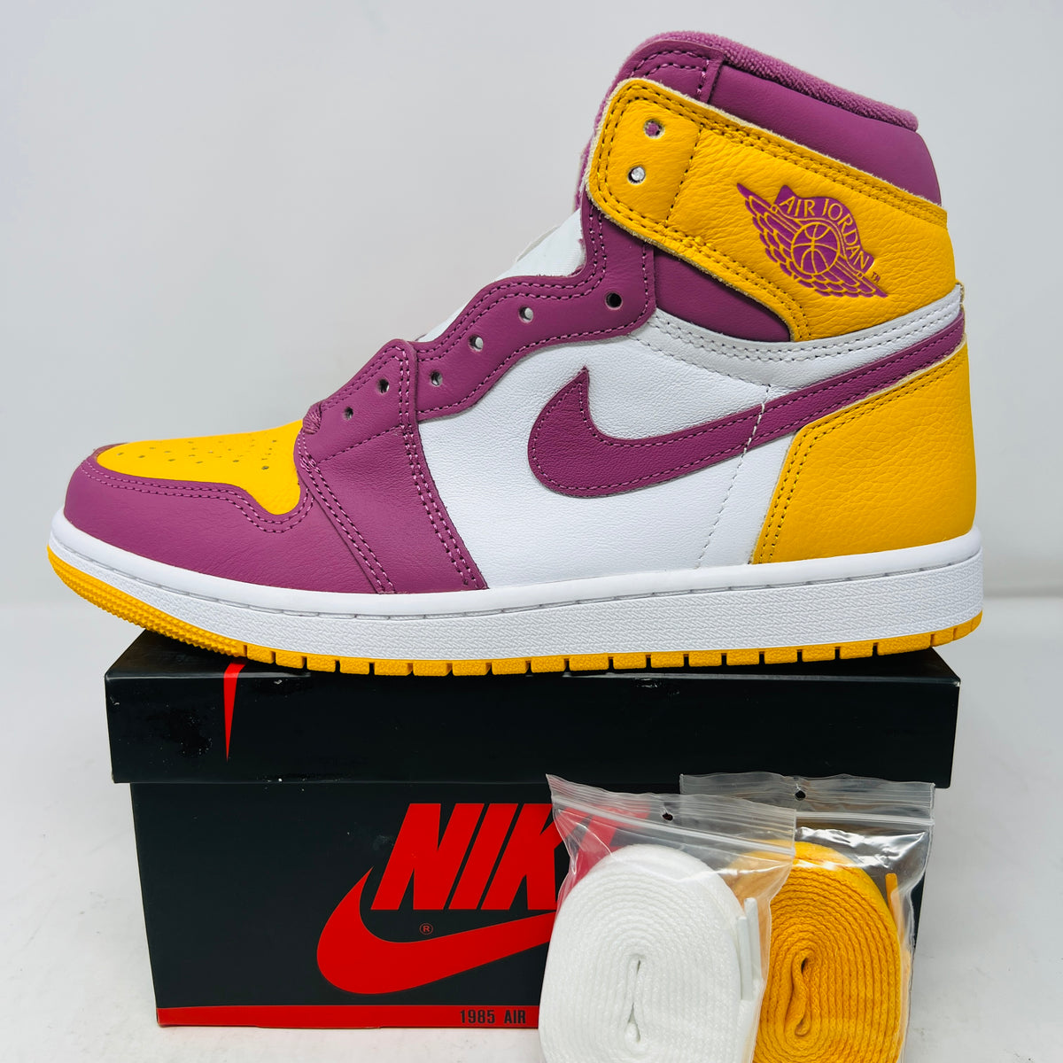 Jordan 1 Retro High OG Brotherhood