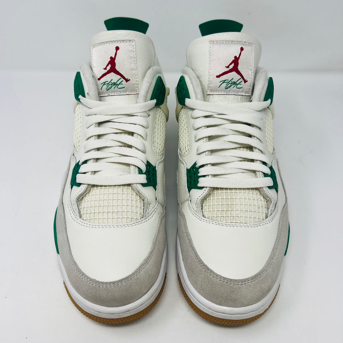 Jordan 4 Retro SB Pine Green