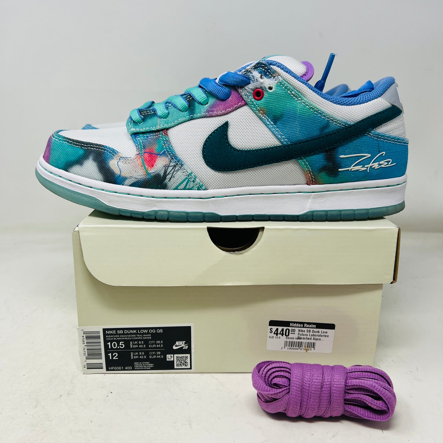 Nike SB Dunk Low Futura Laboratories Bleached Aqua