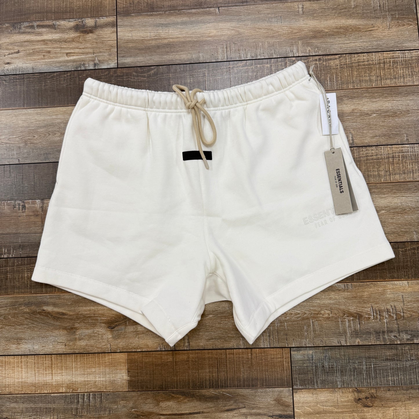 Fear of God Essentials Sweatshort Cloud Dancer