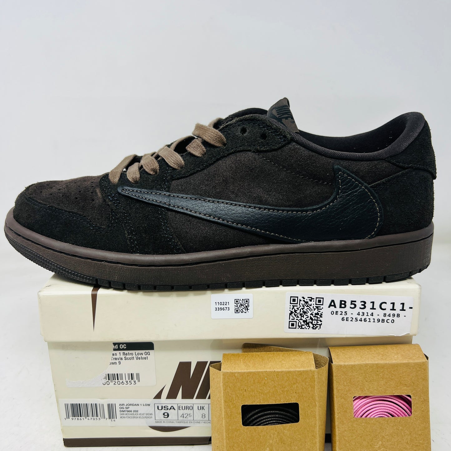 Jordan 1 Retro Low OG SP Travis Scott Velvet Brown