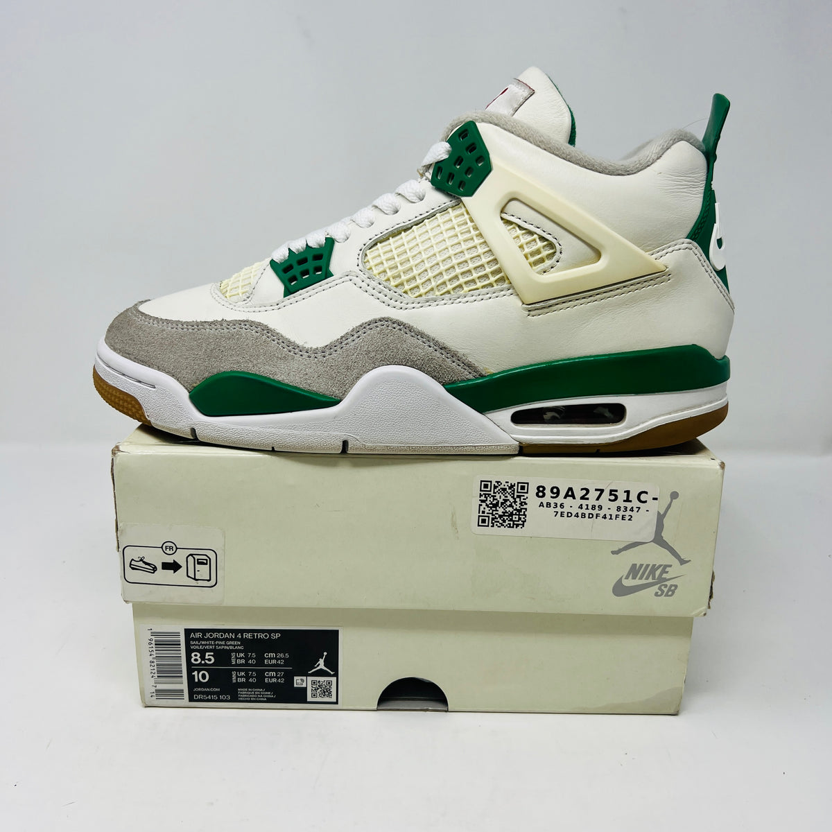 Jordan 4 Retro SB Pine Green