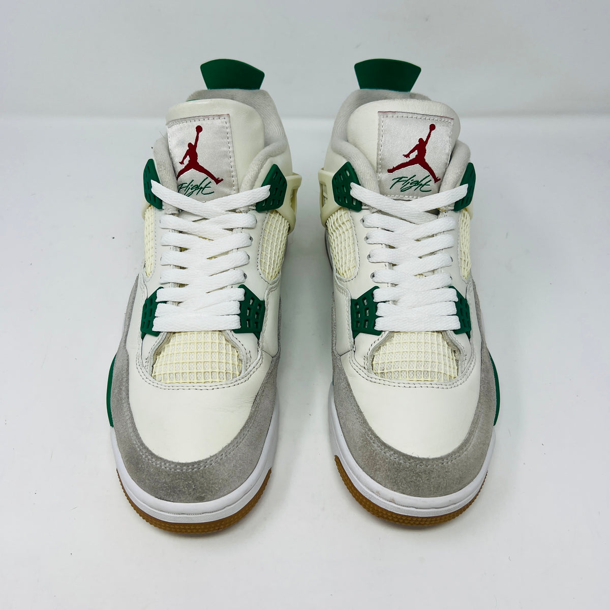 Jordan 4 Retro SB Pine Green