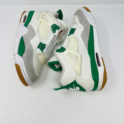 Jordan 4 Retro SB Pine Green