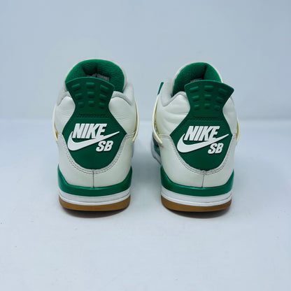 Jordan 4 Retro SB Pine Green