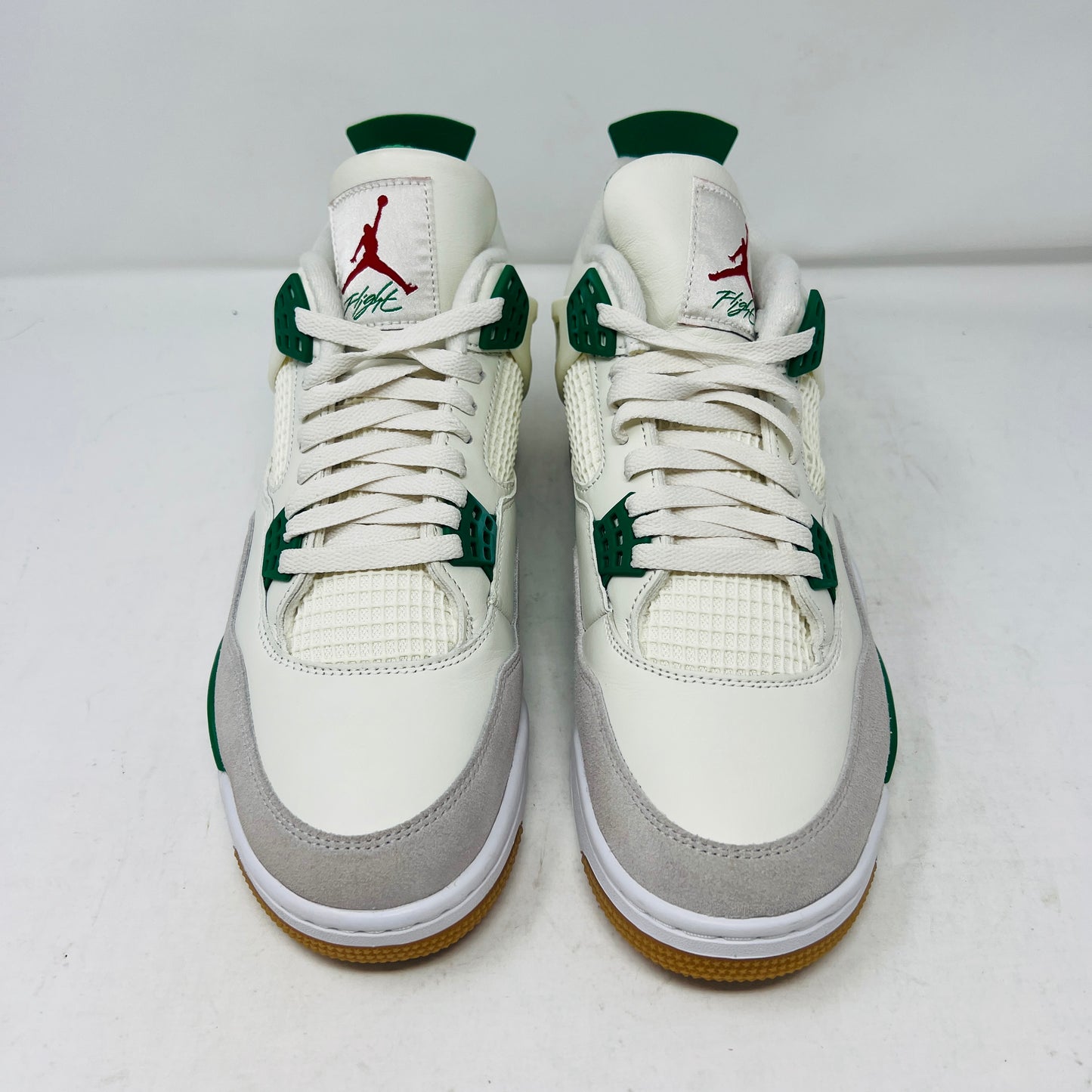 Jordan 4 Retro SB Pine Green