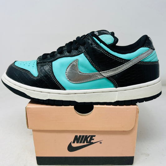 Nike SB Dunk Low Diamond Supply Co.