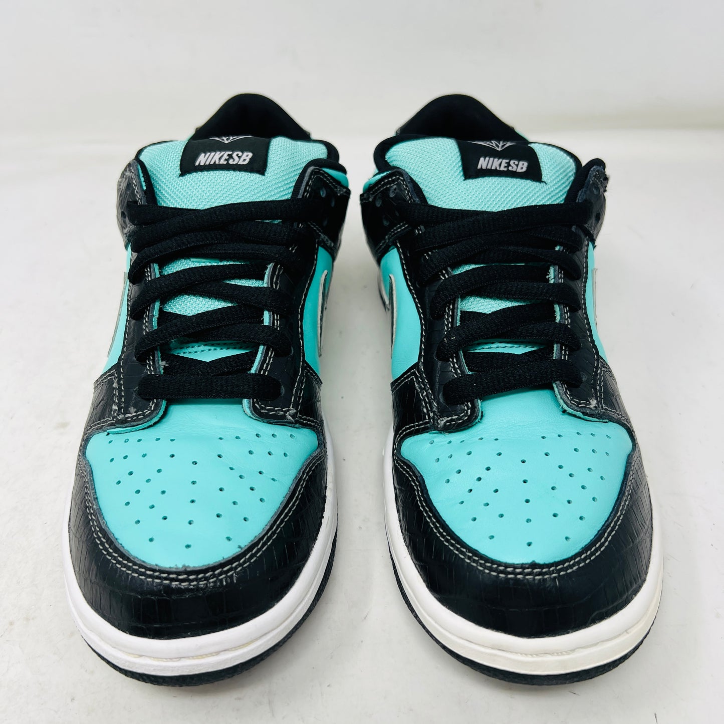 Nike SB Dunk Low Diamond Supply Co.