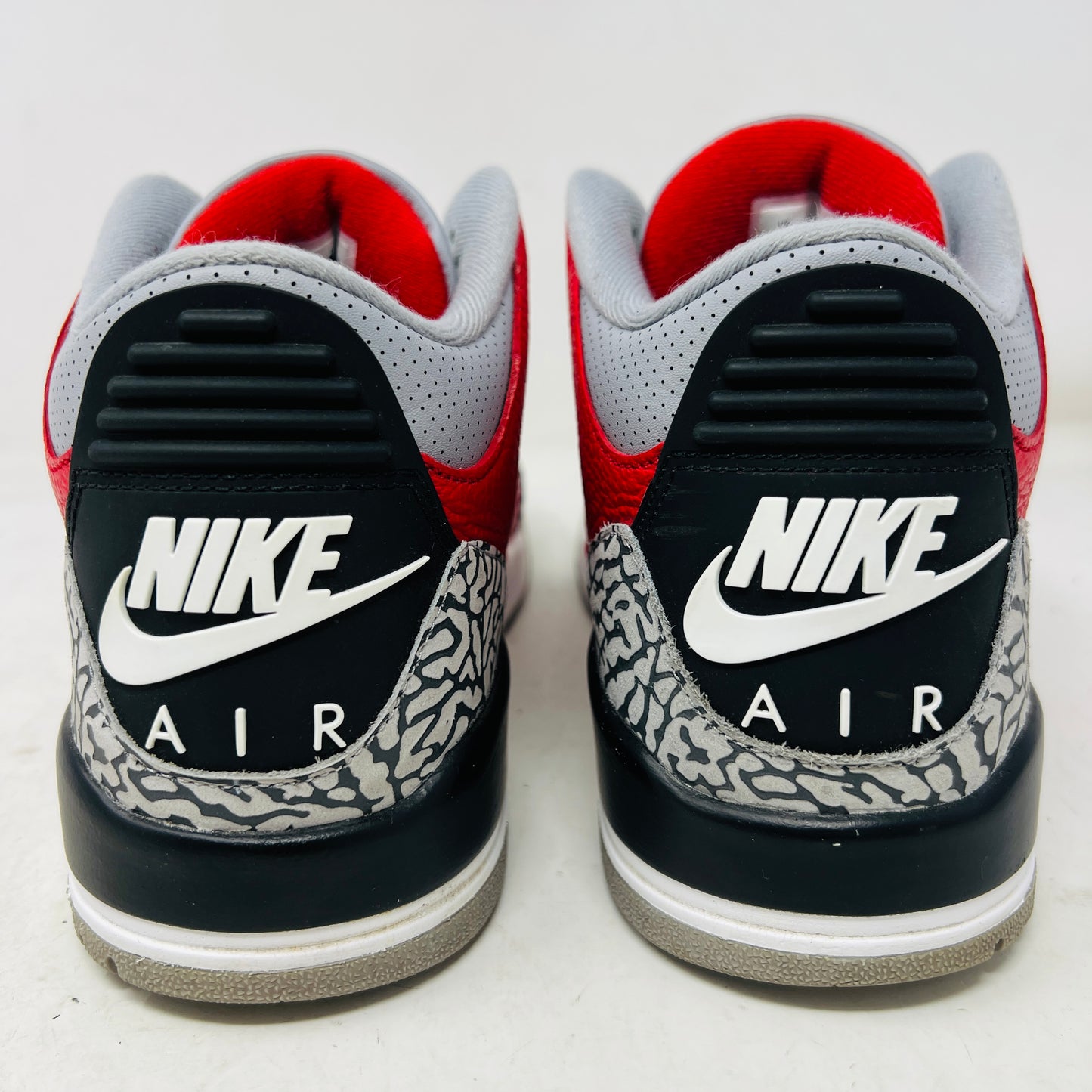 Jordan 3 Retro SE Unite