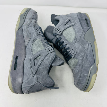 Jordan 4 Retro Kaws
