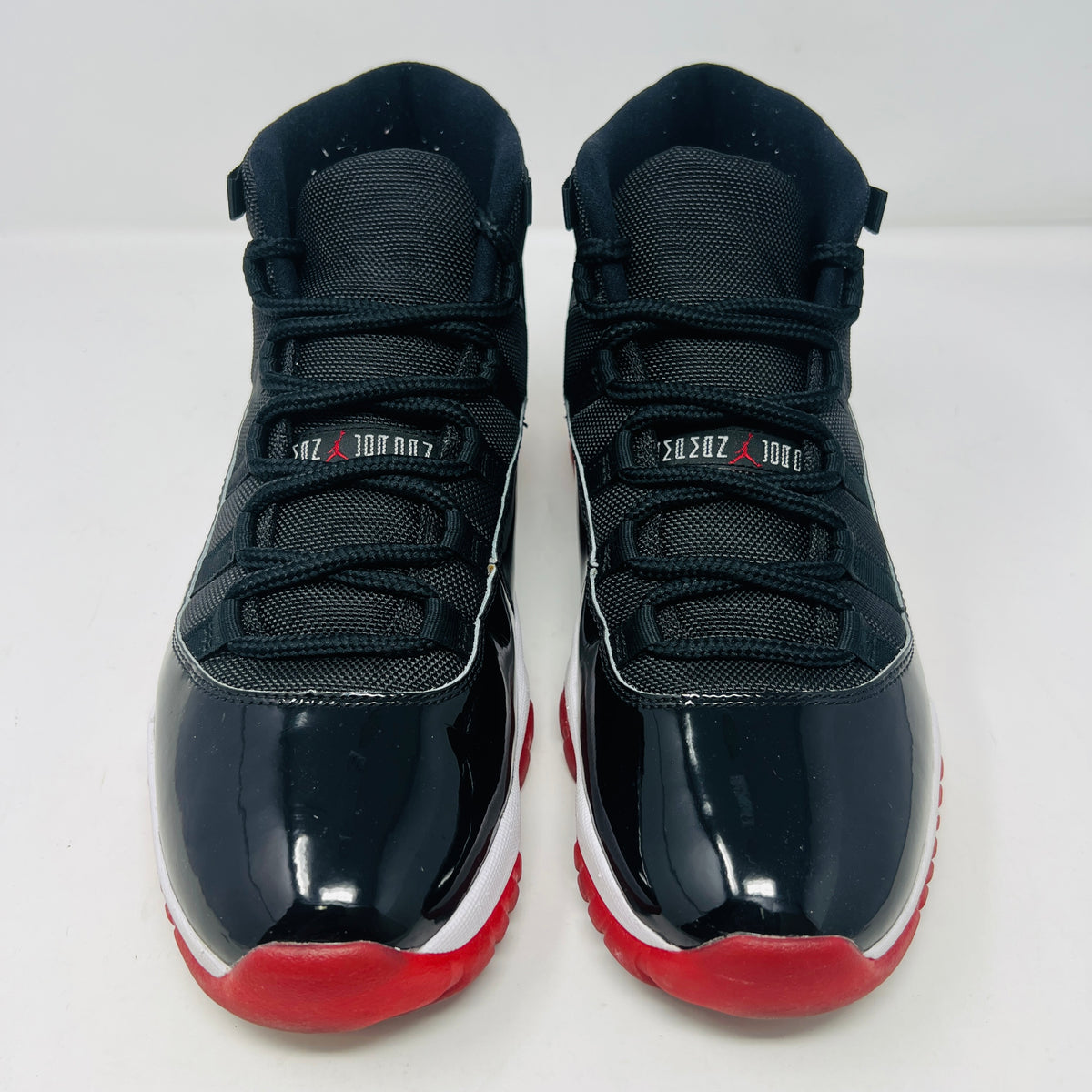 Jordan 11 Retro Playoffs Bred (2019)