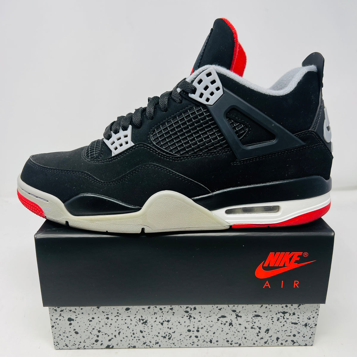 Jordan 4 Retro Bred (2019)