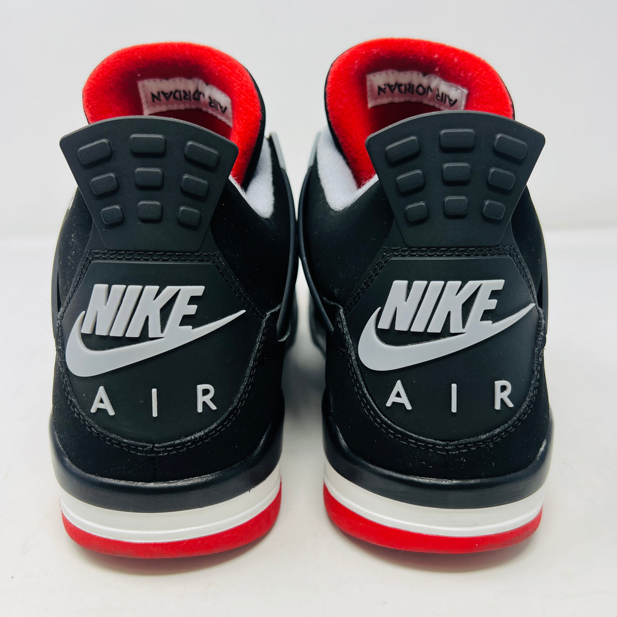 Jordan 4 Retro Bred (2019)