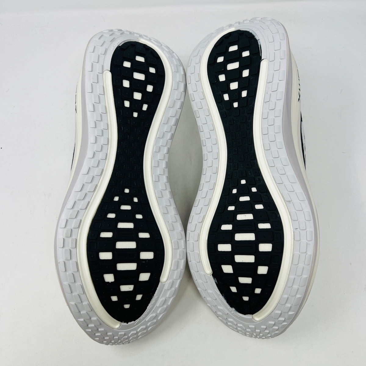 Nike Vomero Plus Run