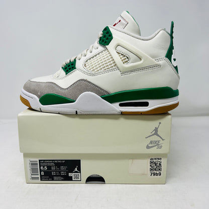 Jordan 4 Retro SB Pine Green