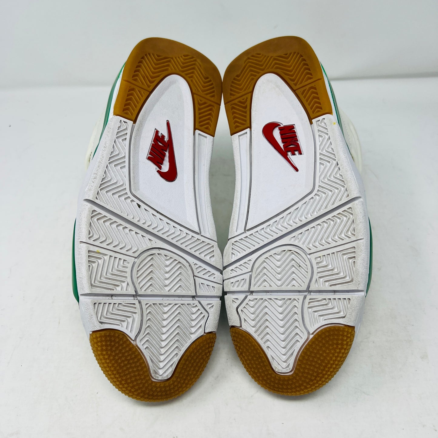 Jordan 4 Retro SB Pine Green