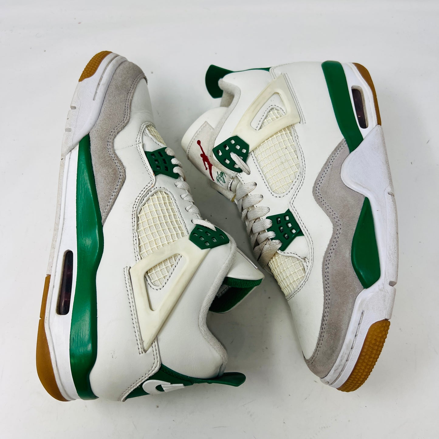 Jordan 4 Retro SB Pine Green