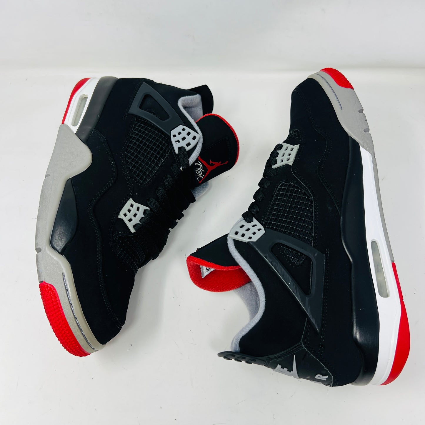 Jordan 4 Retro Bred (2019)