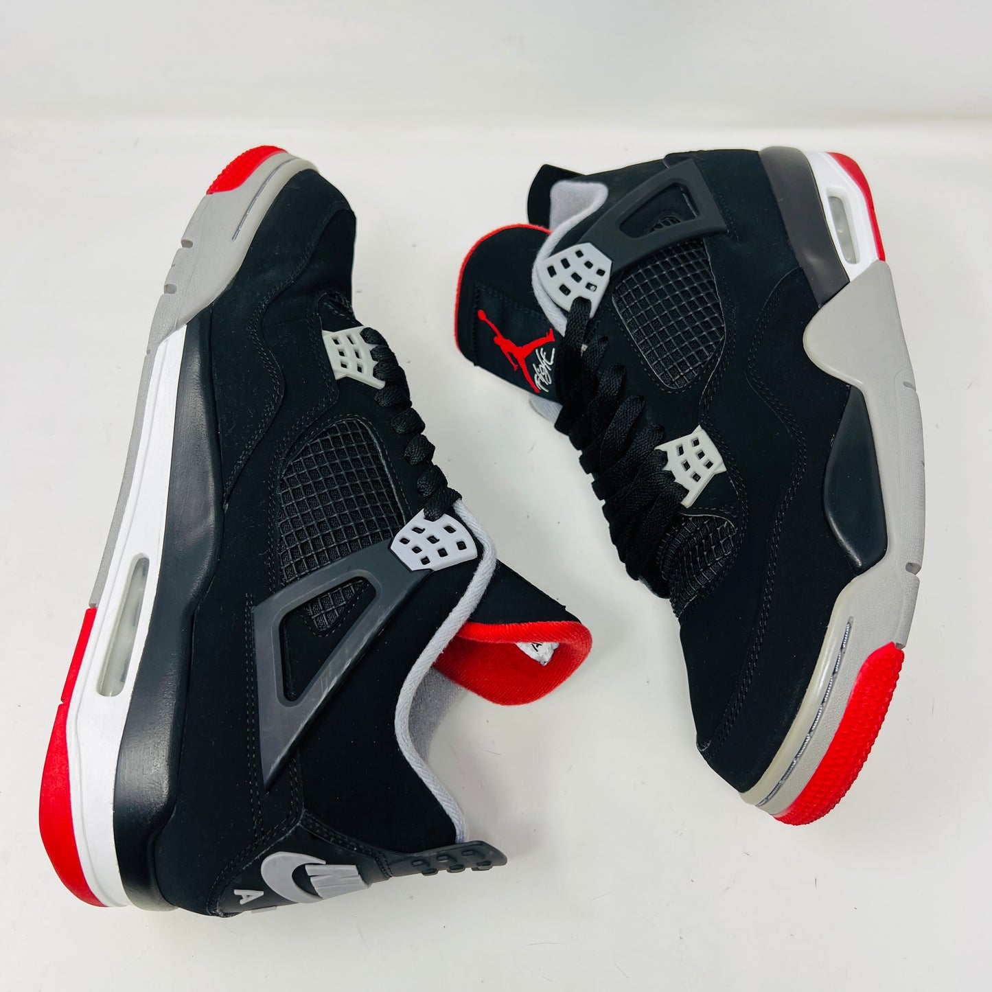Jordan 4 Retro Bred (2019)