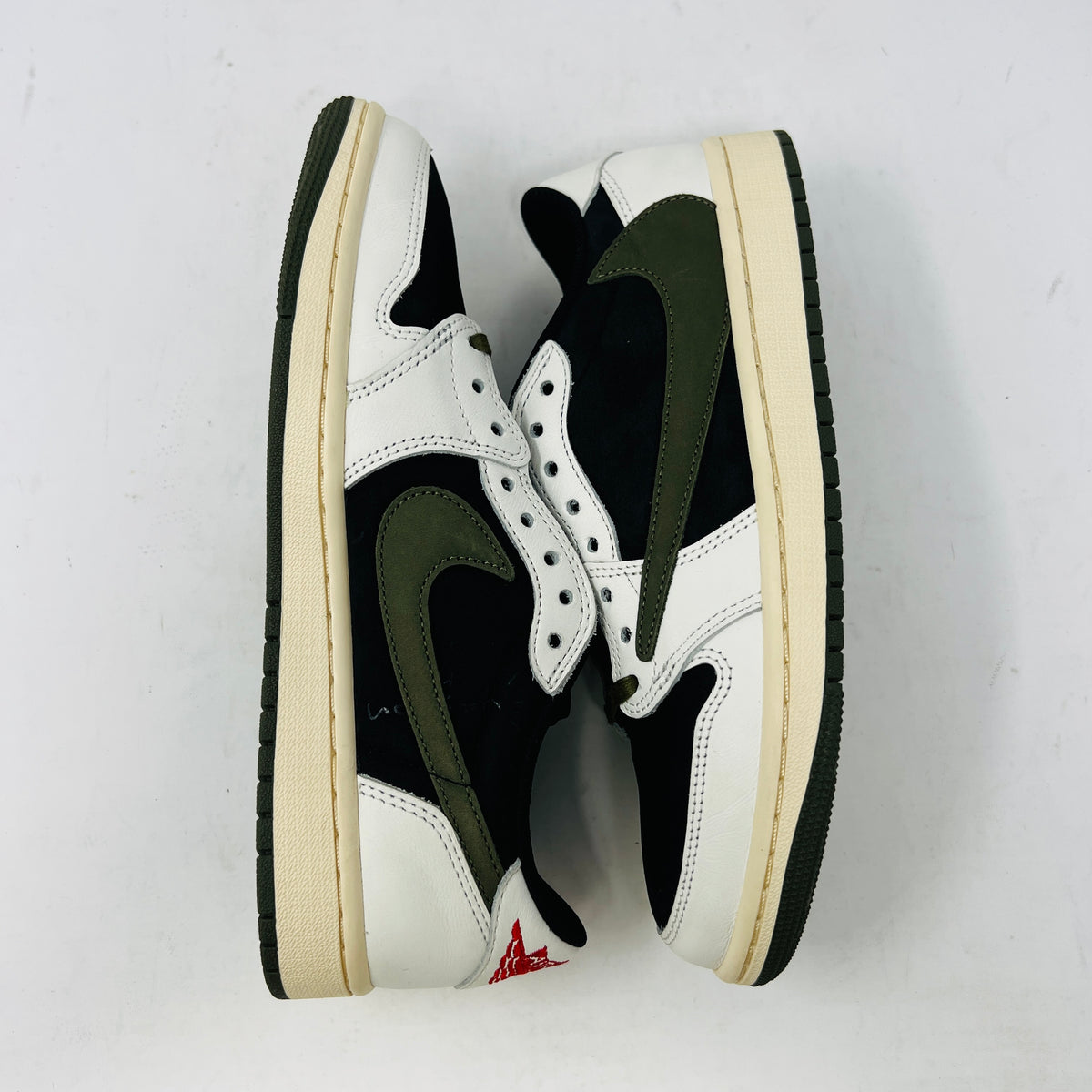 Jordan 1 Retro Low OG SP Travis Scott Olive (Women's)