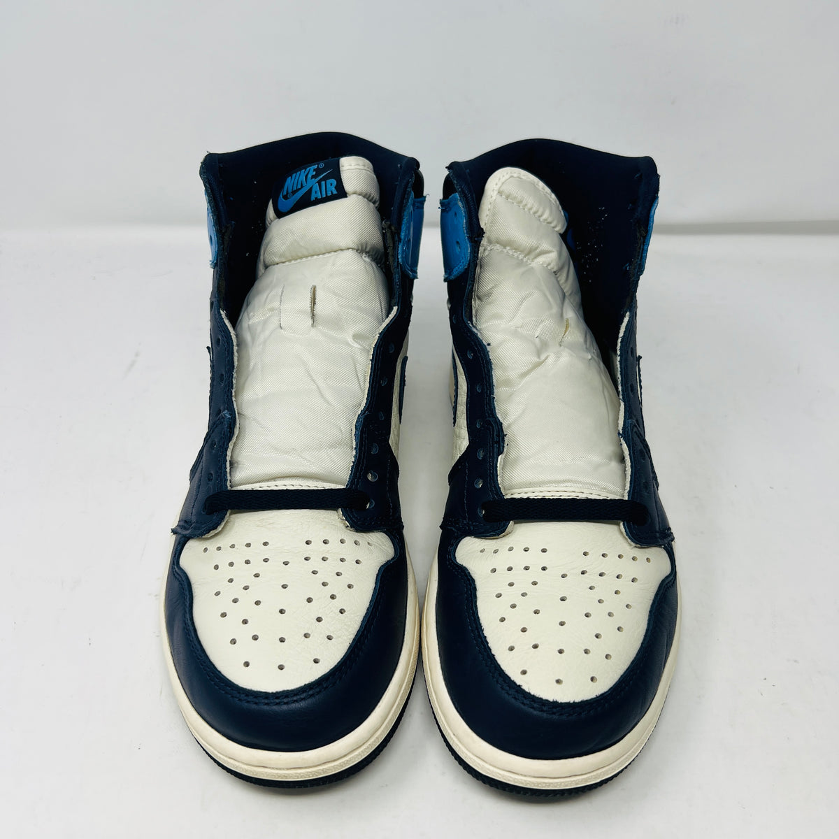 Jordan 1 Retro High Obsidian