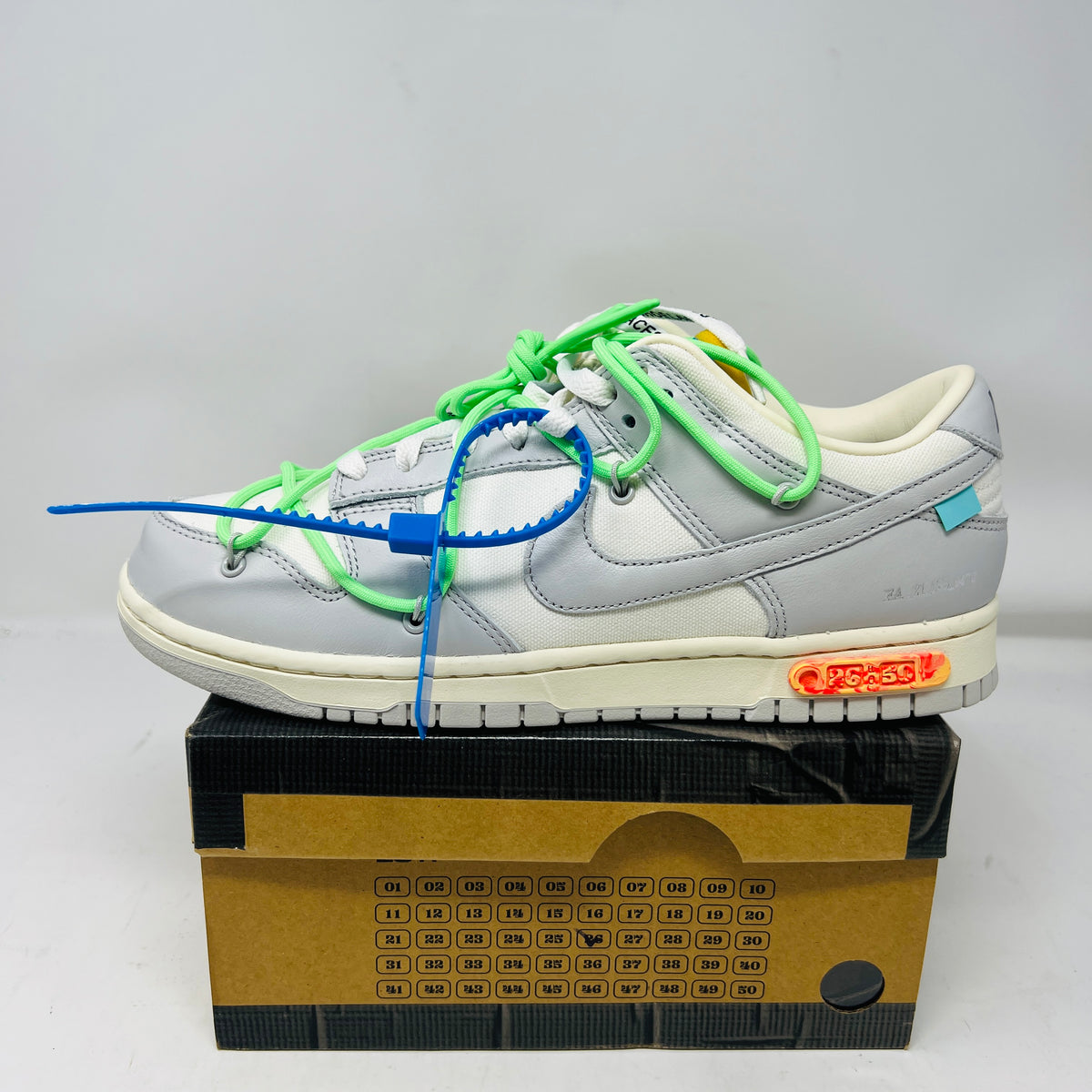 Nike Dunk Low Off-White Lot 26