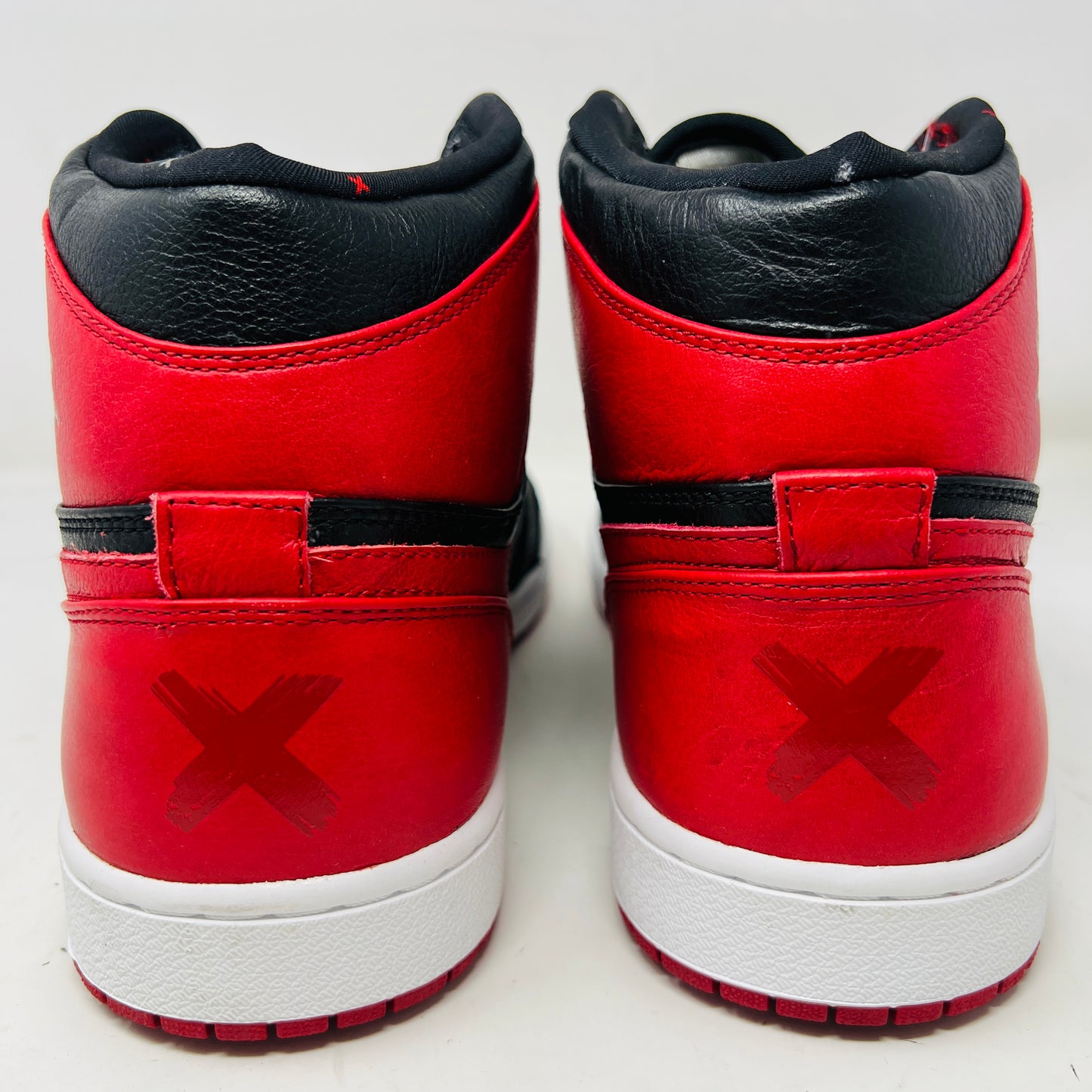 Jordan 1 Retro Banned (B-Grade) (2011)