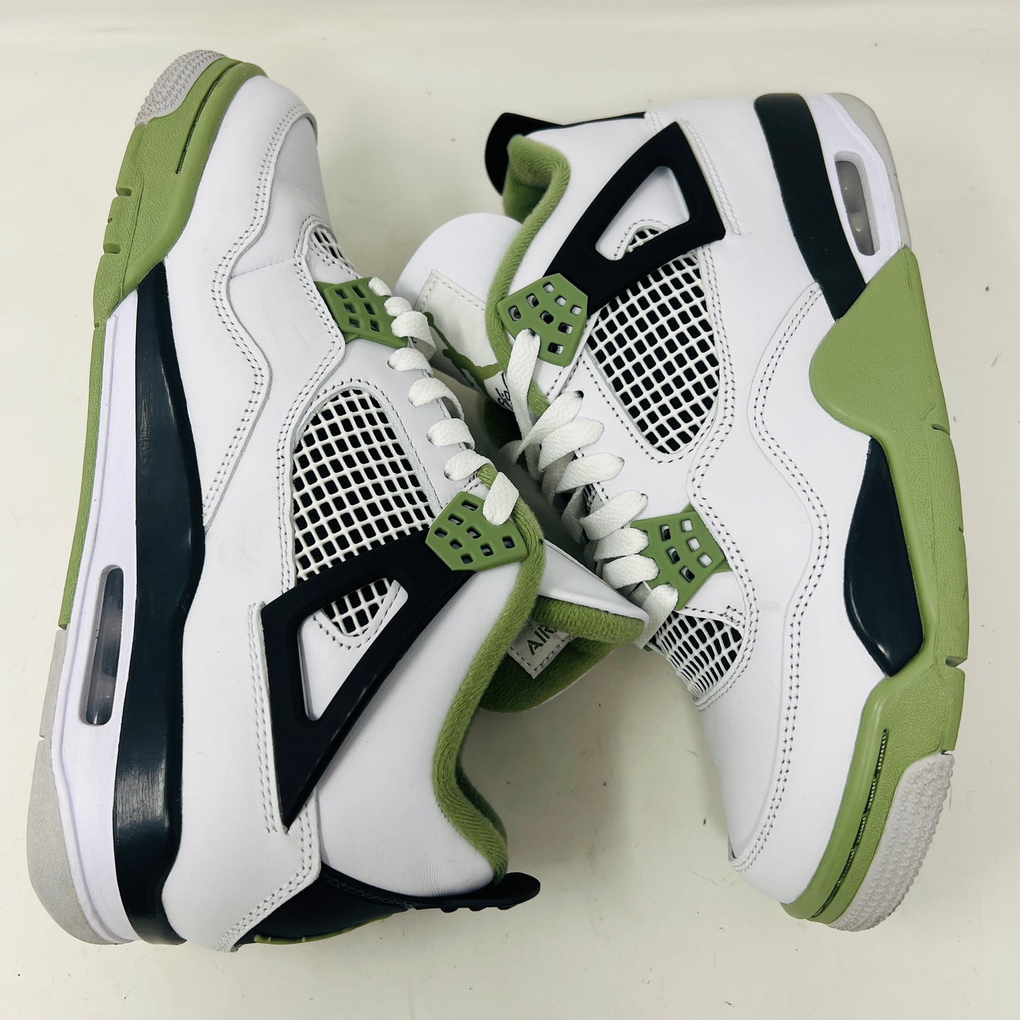 Jordan 4 Retro Seafoam (Women's)