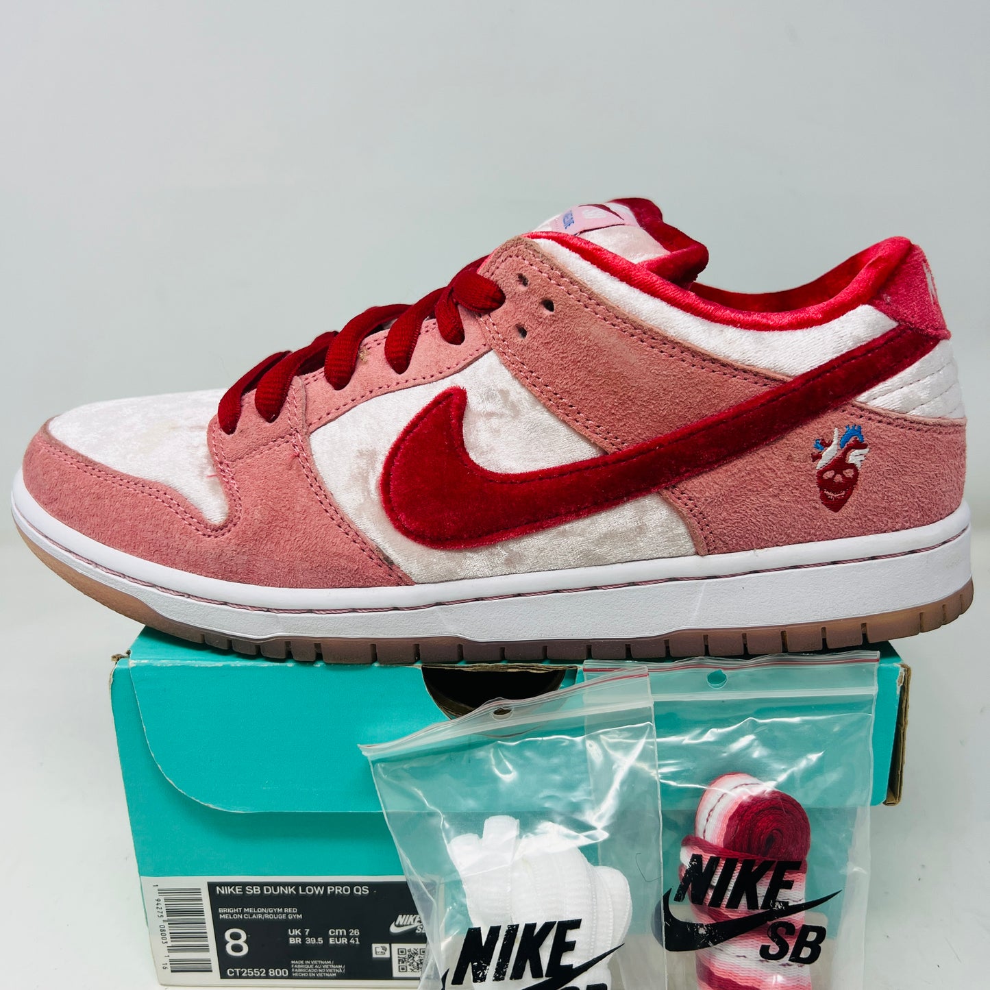 Nike SB Dunk Low StrangeLove Skateboards