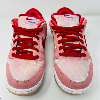 Nike SB Dunk Low StrangeLove Skateboards