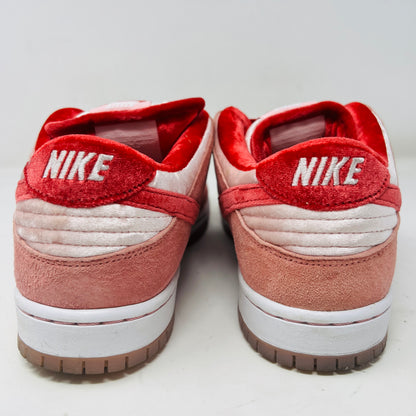 Nike SB Dunk Low StrangeLove Skateboards