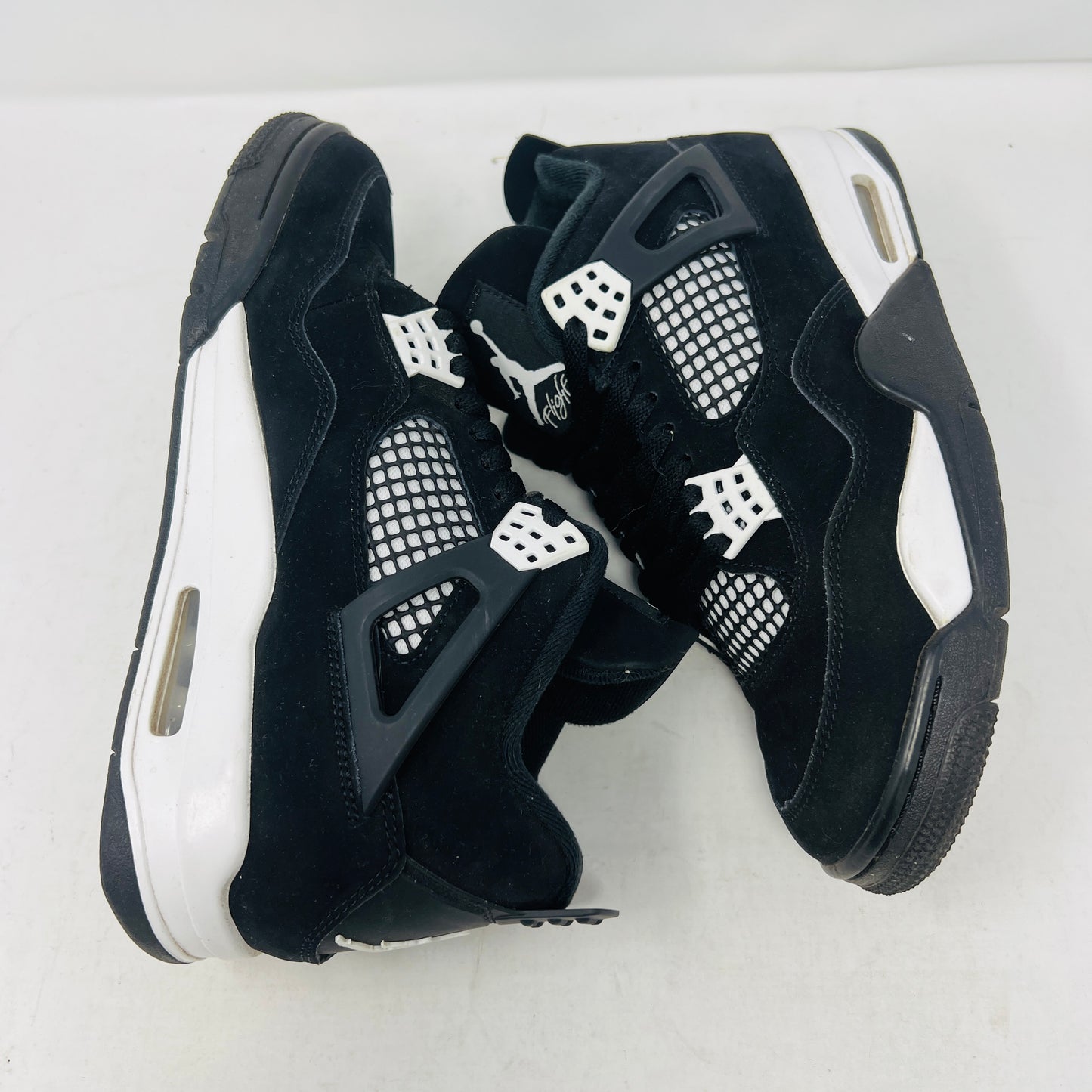 Jordan 4 Retro White Thunder