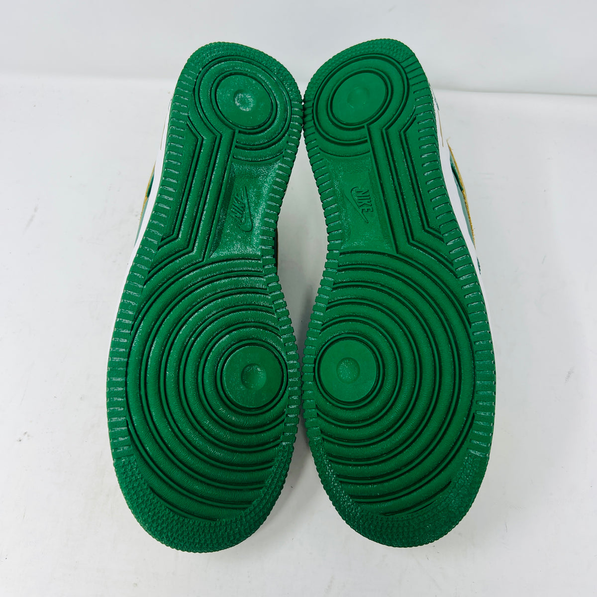 Nike Air Force 1 Low LeBron SVSM