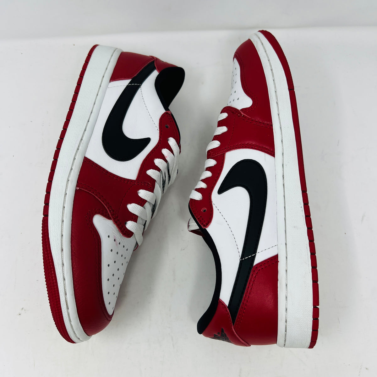 Jordan 1 Retro Low OG Chicago