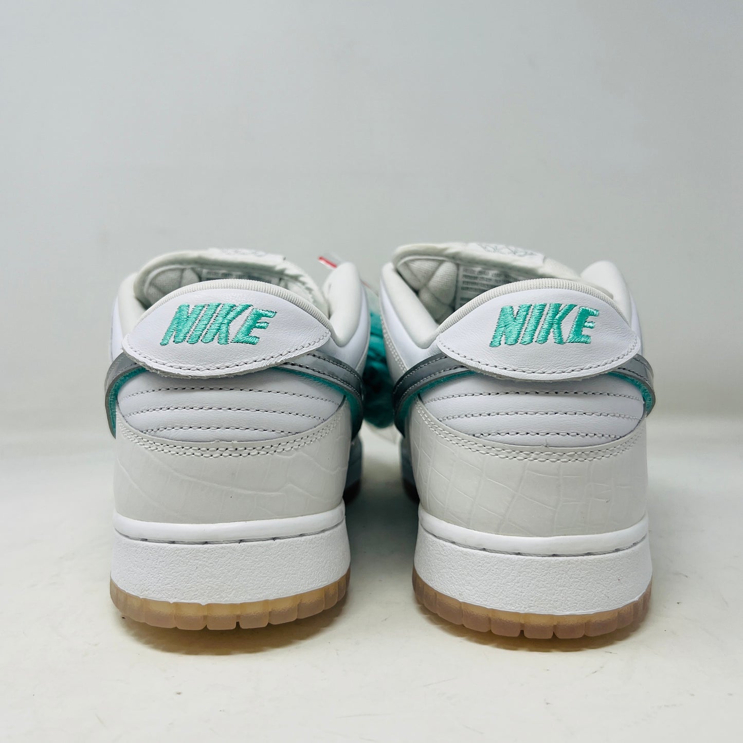 Nike SB Dunk Low Diamond Supply Co. White Diamond